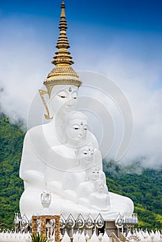 Big Buddha statue at Wat Phra Thart Pha Son Kaew