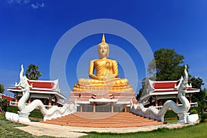Big golden Buddha image