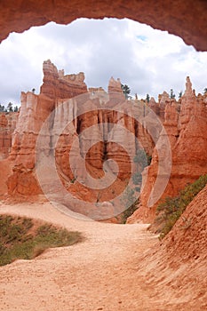 Big hoodoos Queens garden trail Bryce Canyon