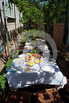 El gran almuerzo mesa en sombra 