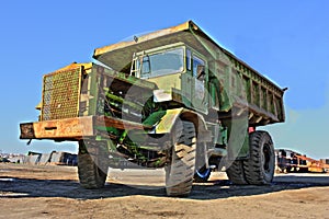 Big old construction truck - HDR