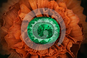 Big oval cut emerald on flower