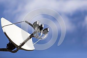 Big satellite dish with multifeed LNB