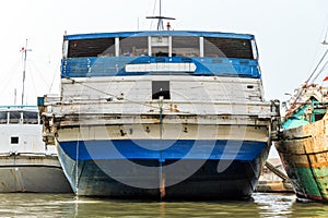 Big vessel Jakarta