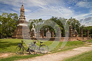 Bikes at Wat Traphang Ngoen