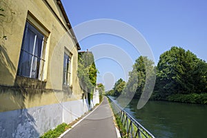 Bikeway along the Naviglio Grande at Robecco