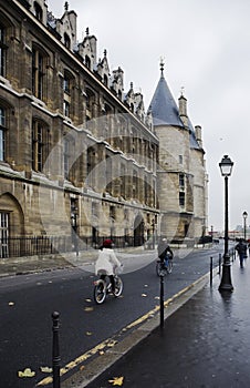 Biking at Paris