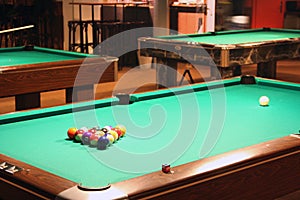 Billard pool table