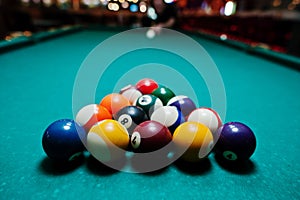 Billiard balls in a pool table