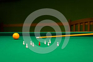 Billiards, game of carom