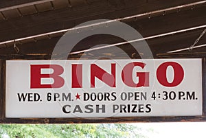 Bingo sign, cash prizes