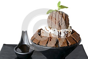 Bingsu chocolate with icecream chocolate