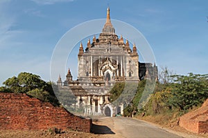 That Binnyu pagoda in Bagan