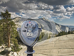 Binocular viewer at Olmsted Point, Yosemite National Park,