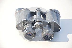 Binoculars optical instrument