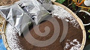 Bio fertilizer earthworm manure for plants