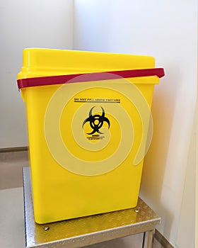 Biohazardous Sharp Container