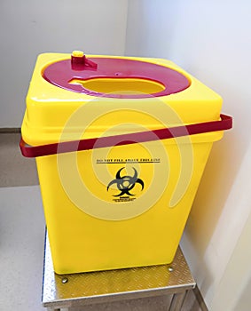 Biohazardous Sharp Container