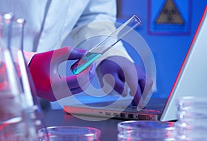 Biotecnologia tubo ricerca 