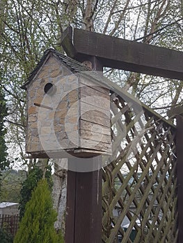 Birdbox perch bird nesting house