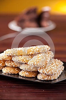 Biscuits with sugar grains