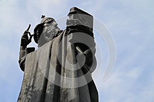 Bishop Grgur Ninski statue closeup