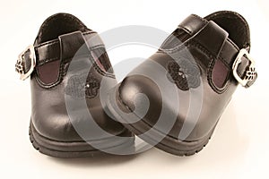 Black baby shoes 2