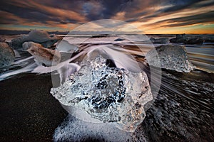 Black beach icebergs