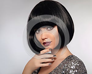 Black bob hairstyle. Beauty Makeup, Silver Manicured polish nail