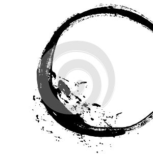 Black brush stroke in the form of a circle