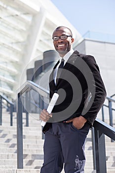 Negro emprendedor documentos manejo 