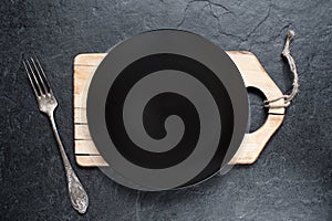 Black catlery setting