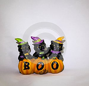 3 Black Cats at Halloween