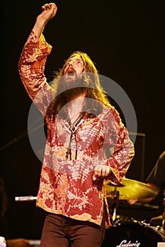 The Black Crowes Perform