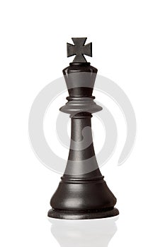 Nero il re scacchi al pezzo 