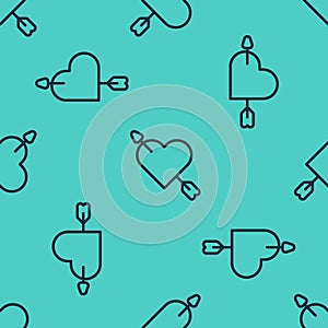 Black line Amour symbol with heart and arrow icon isolated seamless pattern on green background. Love sign. Happy