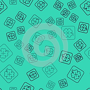 Black line Casino slot machine with clover symbol icon isolated seamless pattern on green background. Gambling games