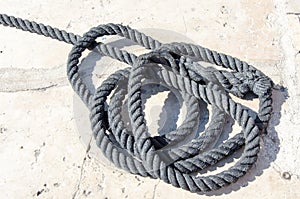 Black maritim knot