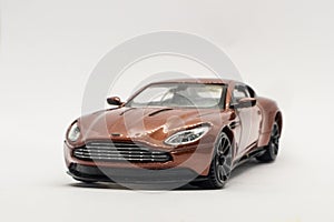 1:43 Aston Martin DB11