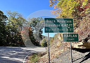 Black Mountain sign elevation 4145 highest point in Kentucky