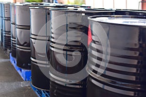 Black Oil Barrels or Steel Industrial Chemical Drums