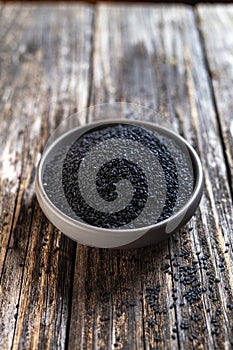 Black sesame seeds