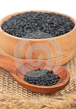 Black sesame seeds