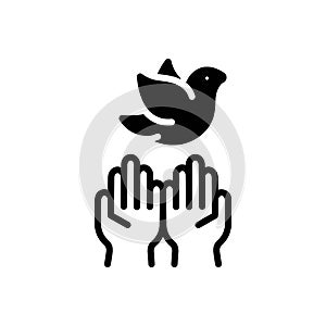 Black solid icon for Hoping, expect and anticipating