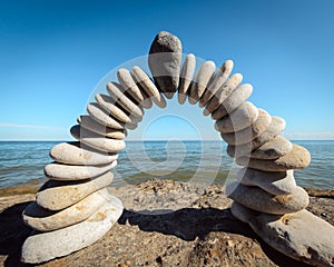 Black stone in the centre of arch