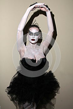 Black Swan, Katie Lohmann