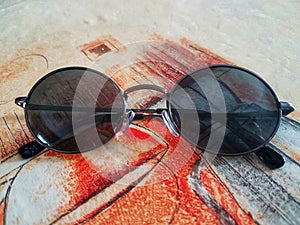 Old lenon glasses photo