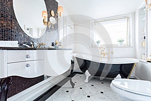 Black and white baroque bathroom