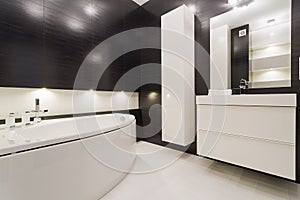 Black and white bathroom