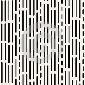 Black and White Irregular Rounded Dashed Lines Pattern. Modern Abstract Vector Seamless Background. Stylish Chaotic Stripes Mosaic